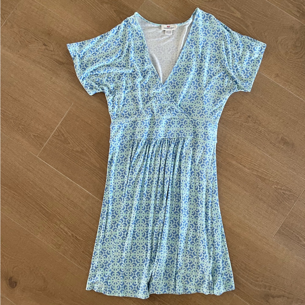 Vineyard Vines green and blue swing dress